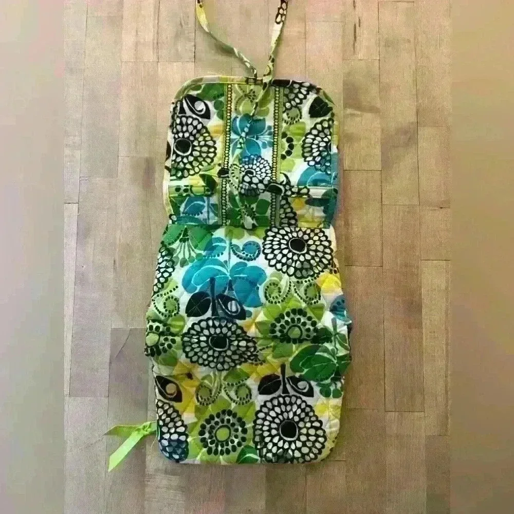 Vera Bradley grand weekender - Picture 7 of 7